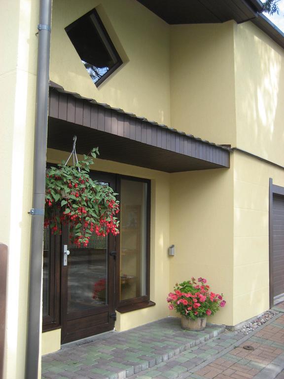 Guest House Maija Ventspils Eksteriør billede